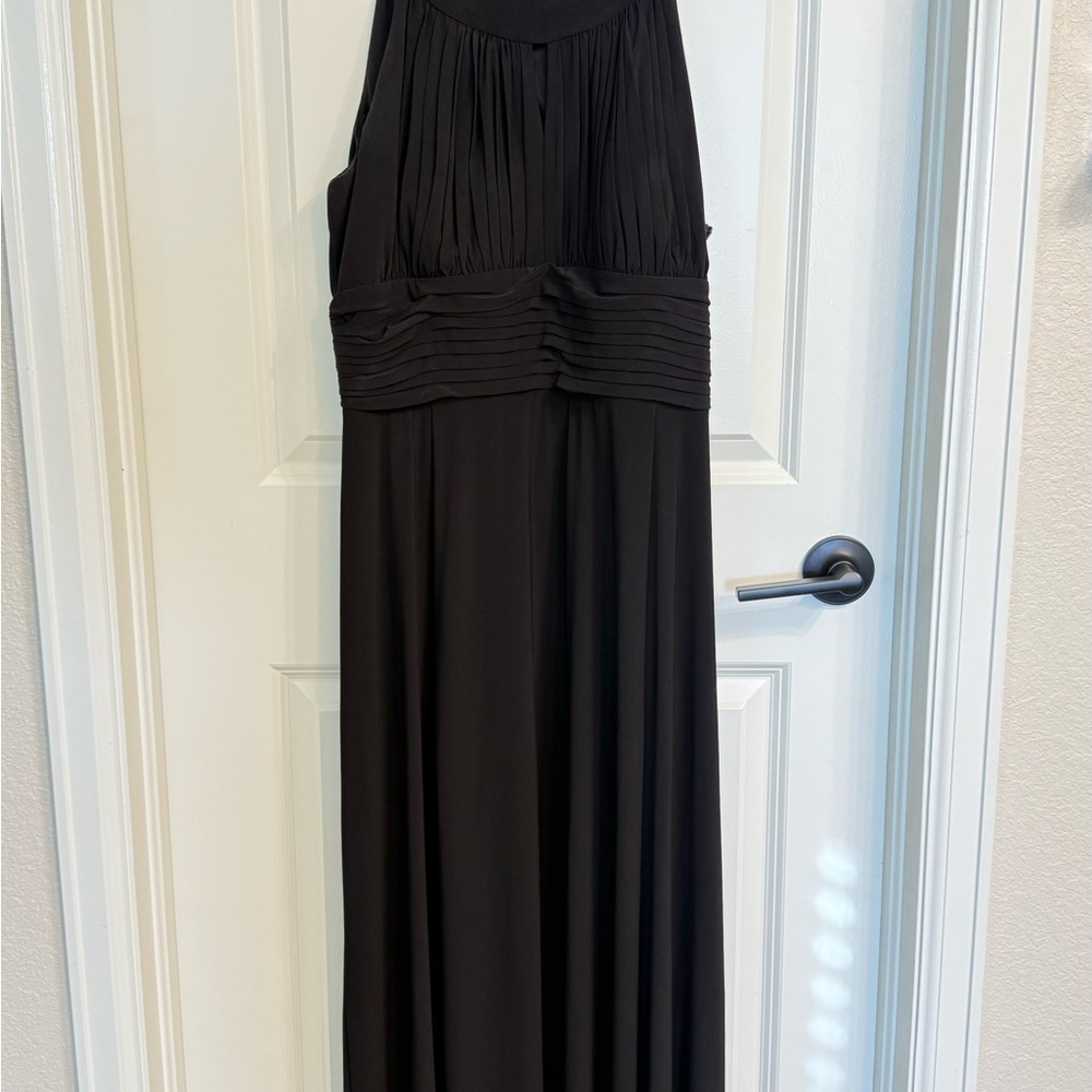 SLNY Classic Black Dress